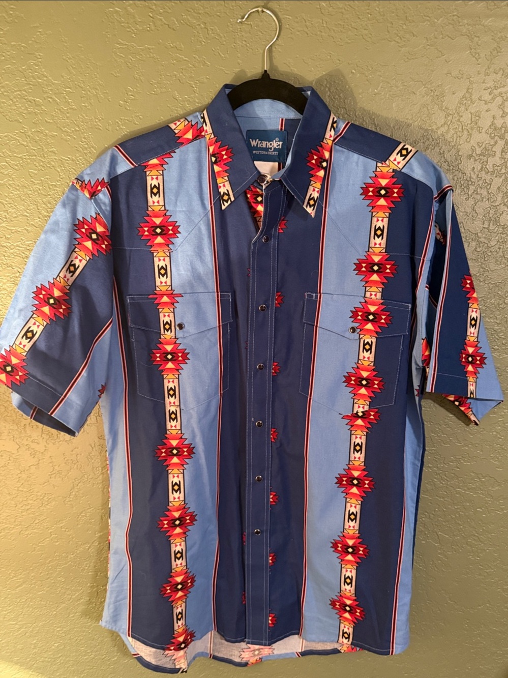 Wrangler Blue Short-Sleeve Button-Up with Red Aztec Stripe